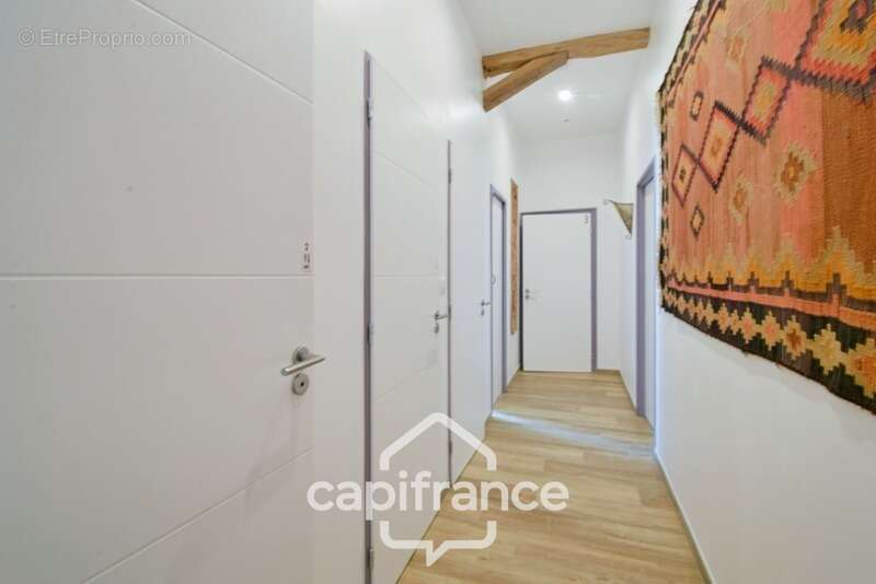 Propriété avec gîtes et chambres d’hôtes dans dépendances séparées et Maison bressane rénovée de 140 m² – Terrain 4374 m² –LOUHA - photo 26