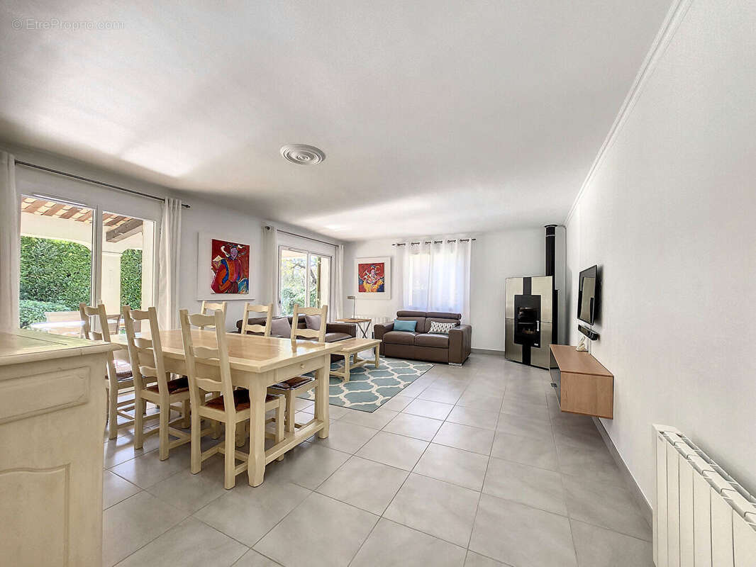 Maison à LA TRINITE