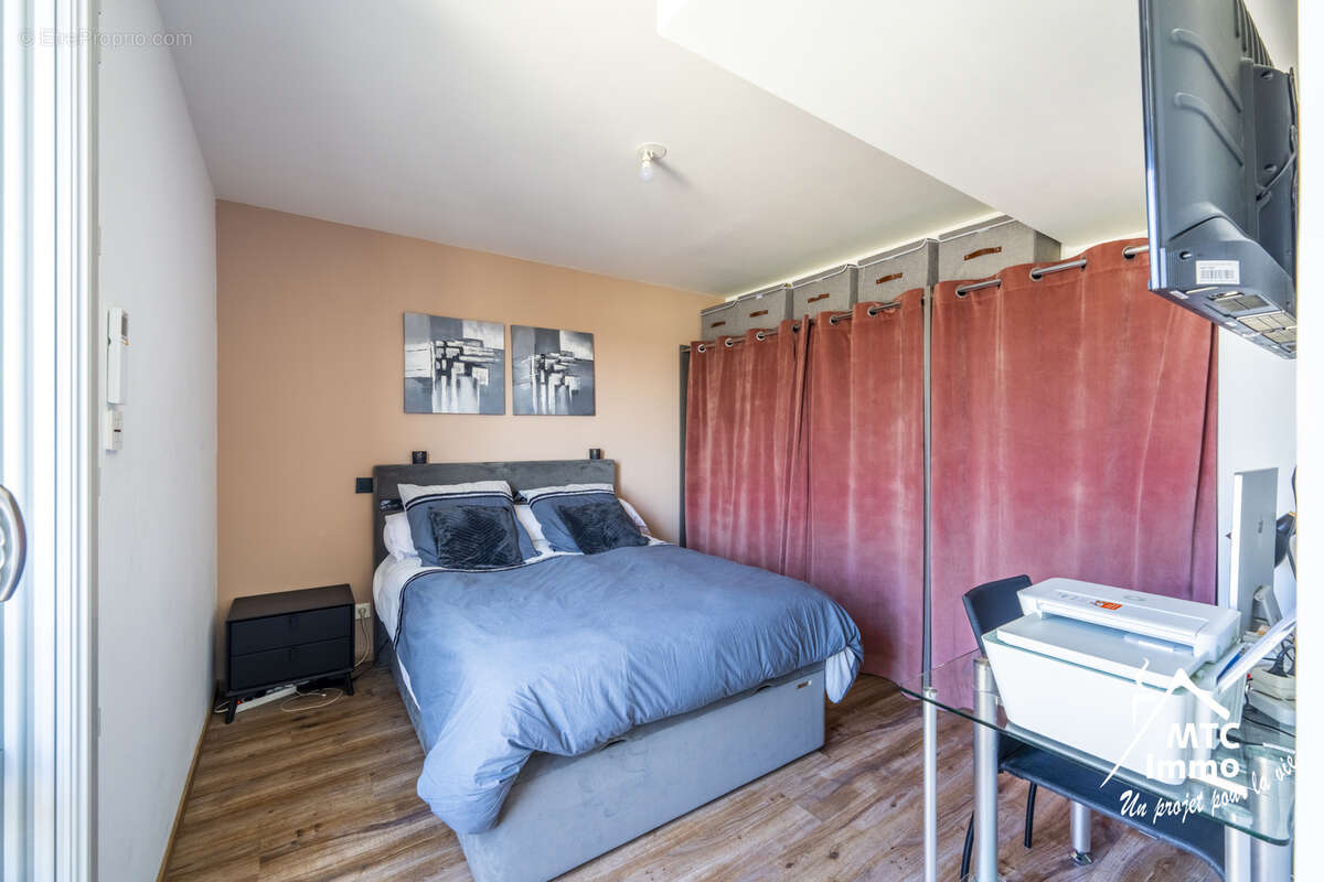 Appartement à LOYETTES