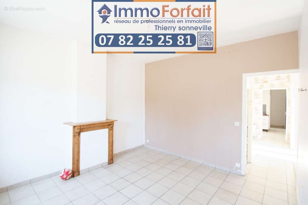 Maison 69 m² à Camphin-En-Carembault  - photo 2