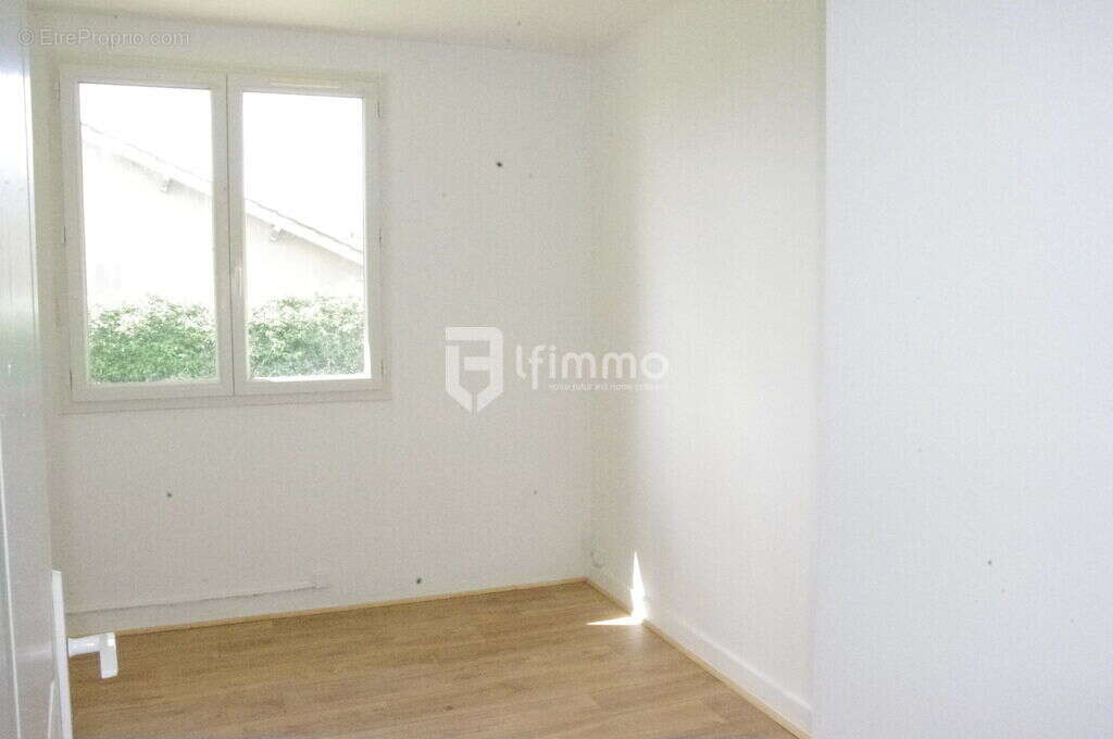 Maison à SAINT-LAURENT-MEDOC