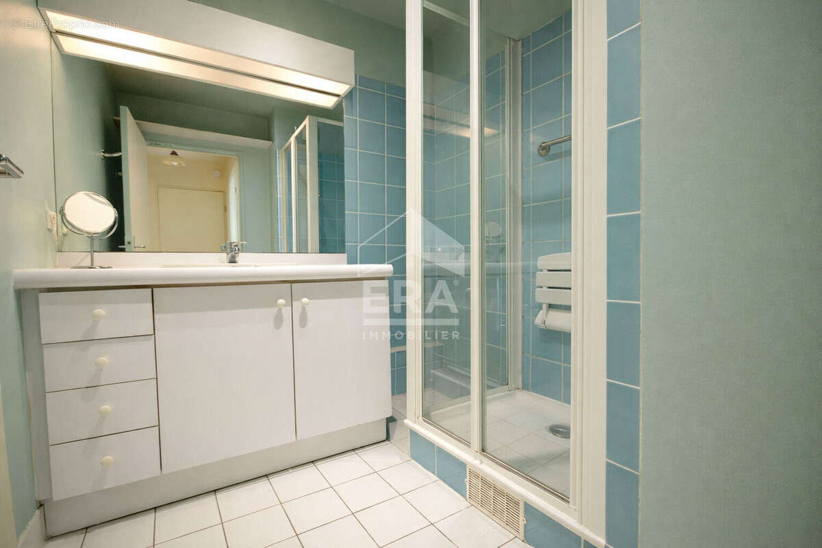 Appartement à ISSY-LES-MOULINEAUX