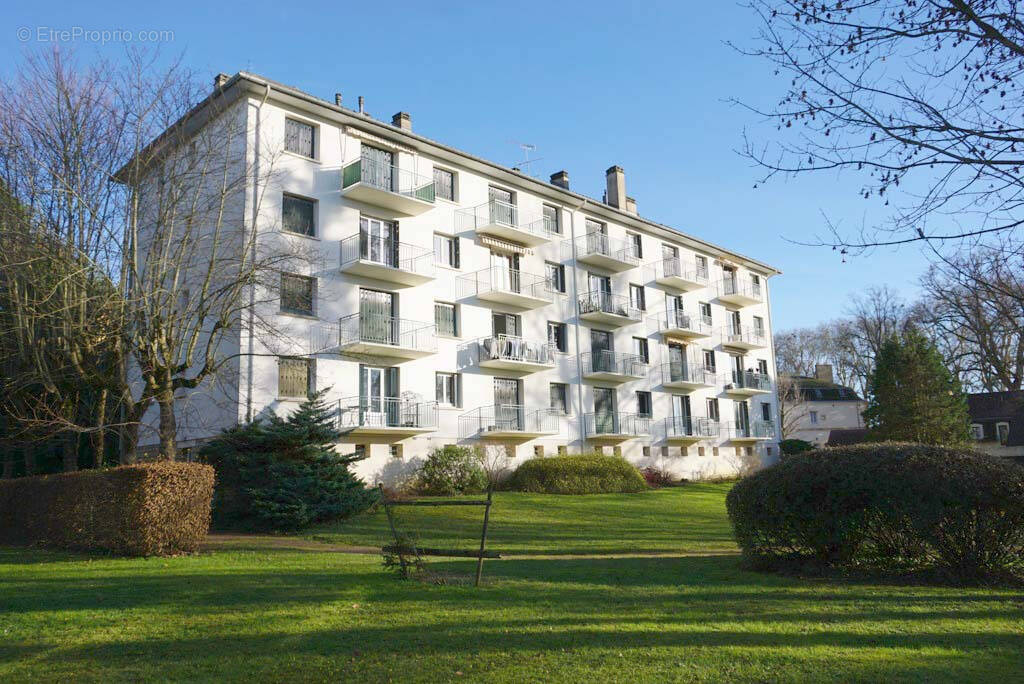 Appartement à PARAY-LE-MONIAL