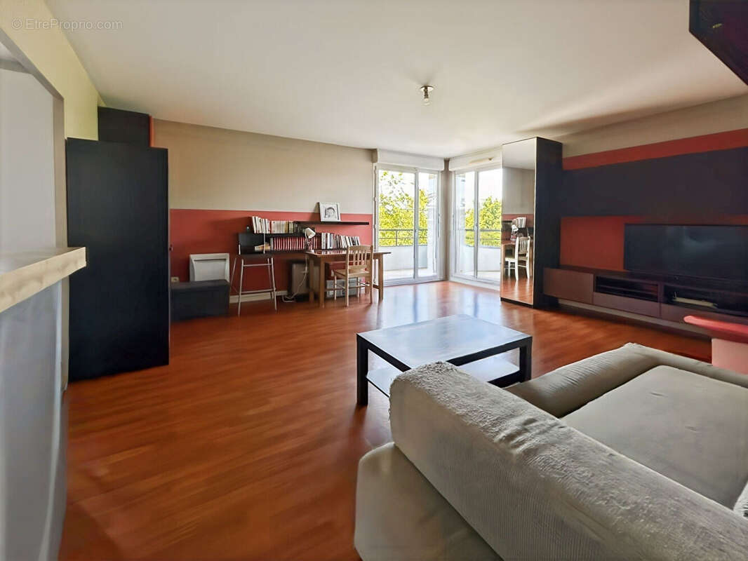 Appartement à DAMMARIE-LES-LYS