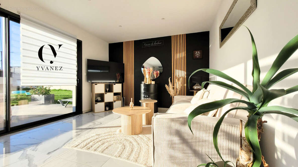 Maison à VAL-D&#039;IZE