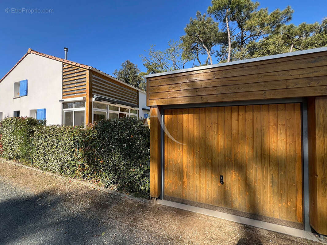 Maison à LONGEVILLE-SUR-MER