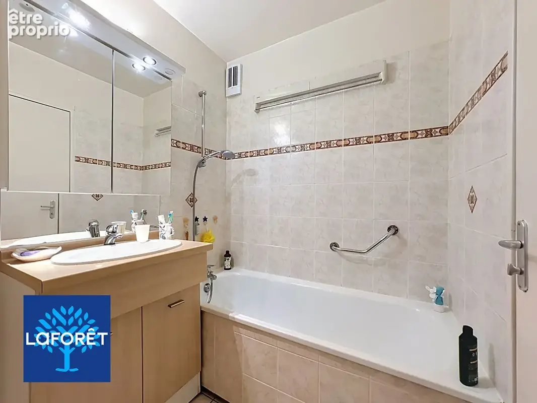 Appartement Evry Courcouronnes 4 pièces 82.14m² + 2 parkings - photo 12