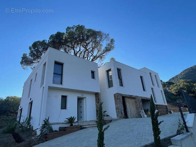 Maison à CAVALAIRE-SUR-MER