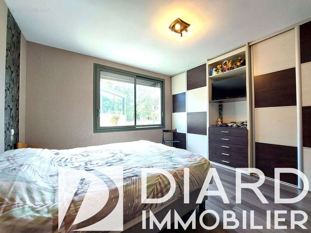 Maison 140 m² - Campagne ETRELLES - Terrain de 3400 m² - photo 9