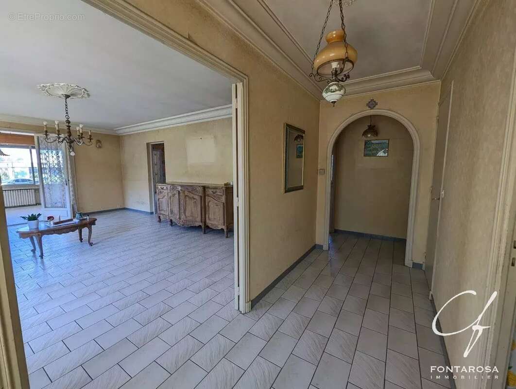Maison à SAINT-RAPHAEL