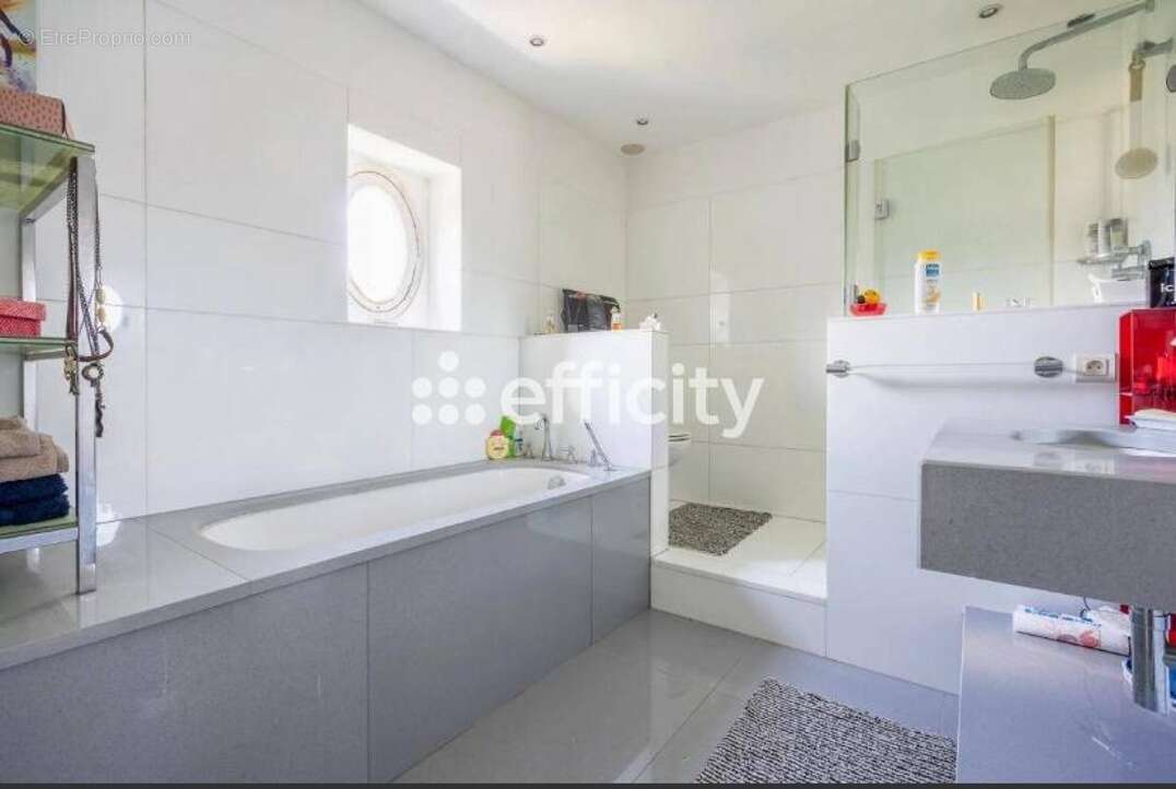 Maison 176 m² à Gagny  - photo 16
