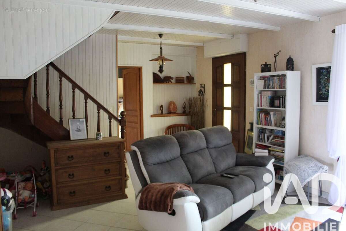 Maison 183 m² à Beuzec-Cap-Sizun  - photo 8