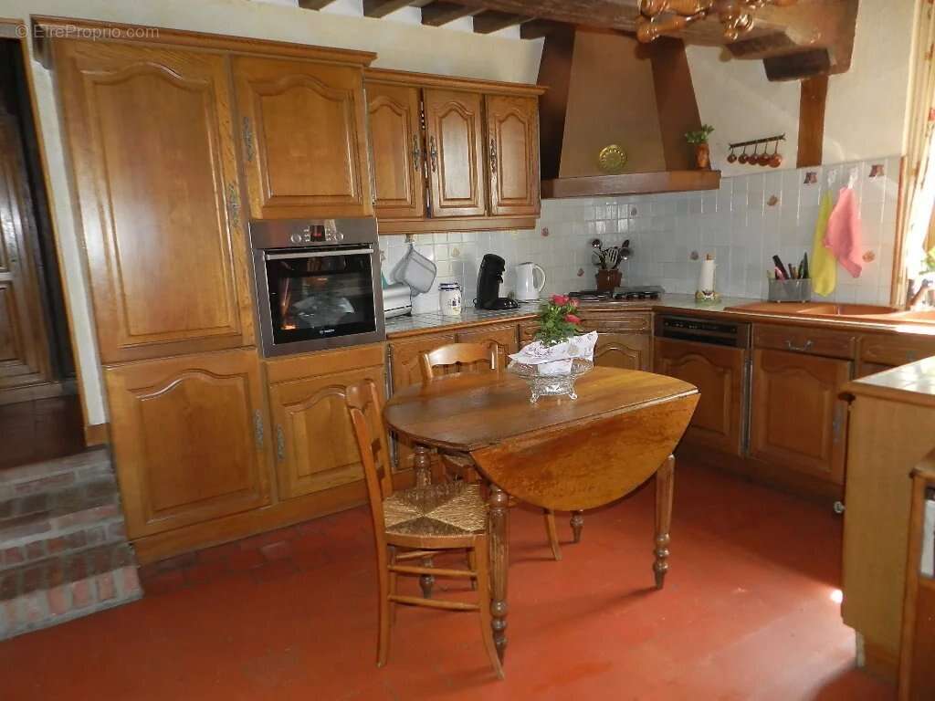 Maison à SAINT-PIERRE-SUR-DIVES