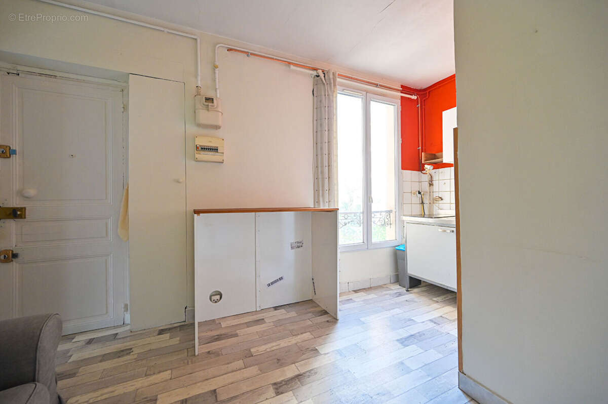 Appartement à PARIS-18E