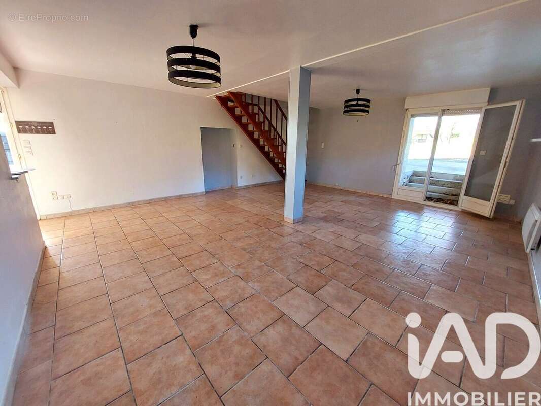 Maison 103 m² à Les Salles-De-Castillon  - photo 5