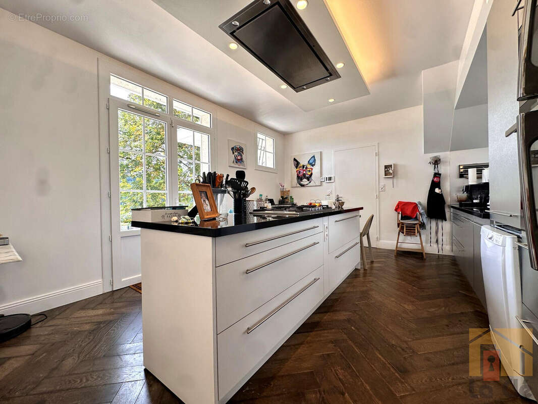 Maison 200 m² à Castelculier  - photo 9
