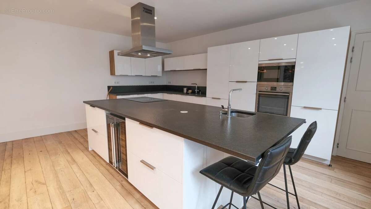 Maison à OUROUX-EN-MORVAN