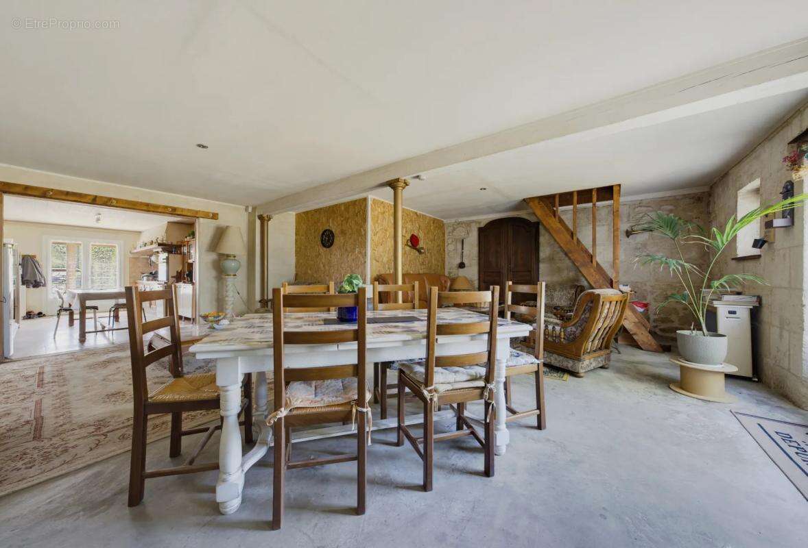 Maison de 5 pièces 3 chambres à Nérigean - photo 5