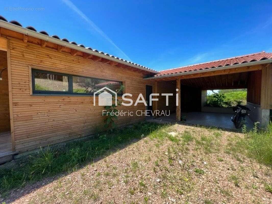 Maison 135 m² à Ecoche  - photo 9