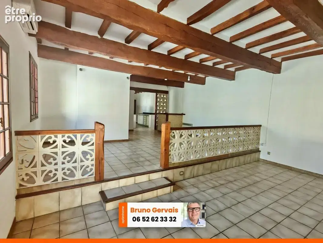 Maison familiale 150 m² avec garage, bureau indépendant, terrasse et grand espace de stockage à Frontignan centre - photo 2
