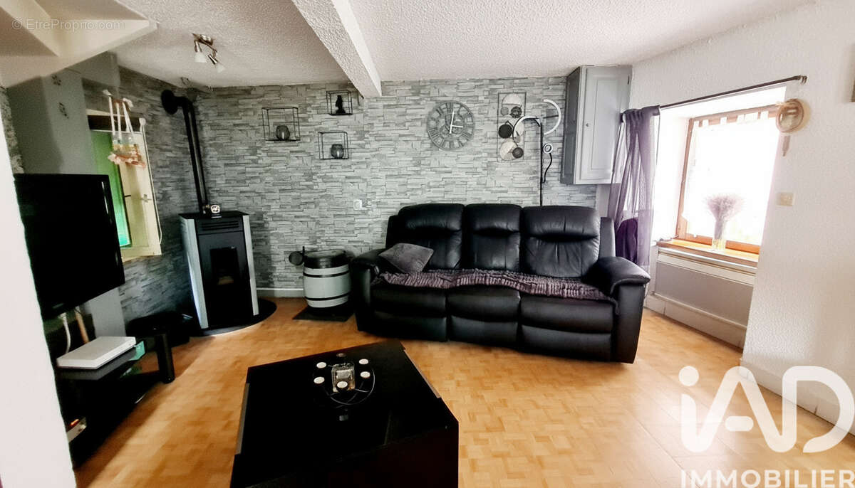 Photo 3 - Maison à SAINT-BONNET-LE-CHATEAU