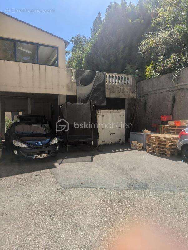 Maison à LES SALLES-DU-GARDON