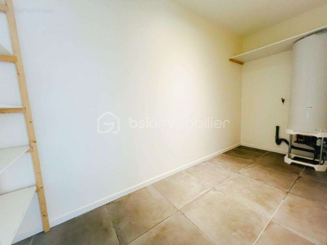 Appartement à CRAPONNE