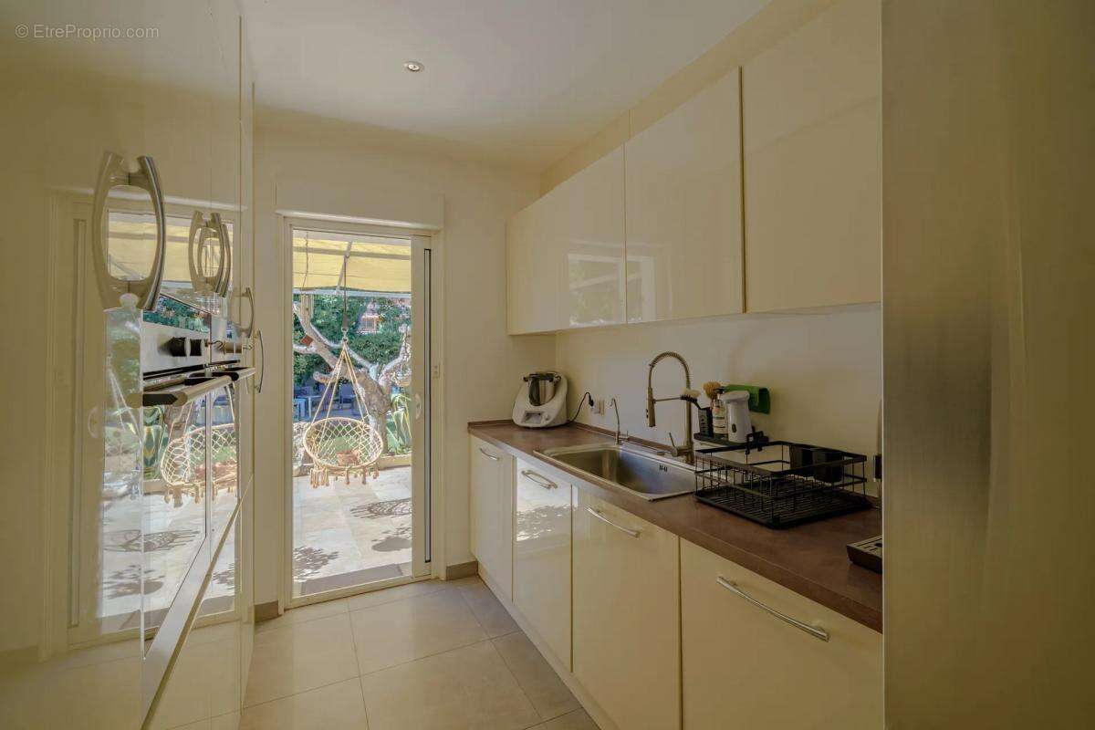 Maison à LA VALETTE-DU-VAR