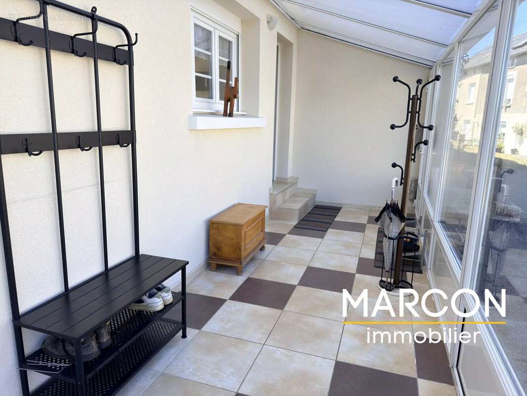 Maison 218 m² à Gueret  - photo 25