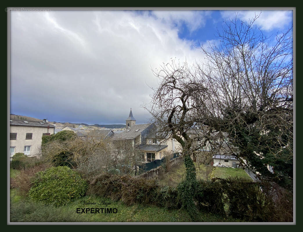 Maison à LACAUNE