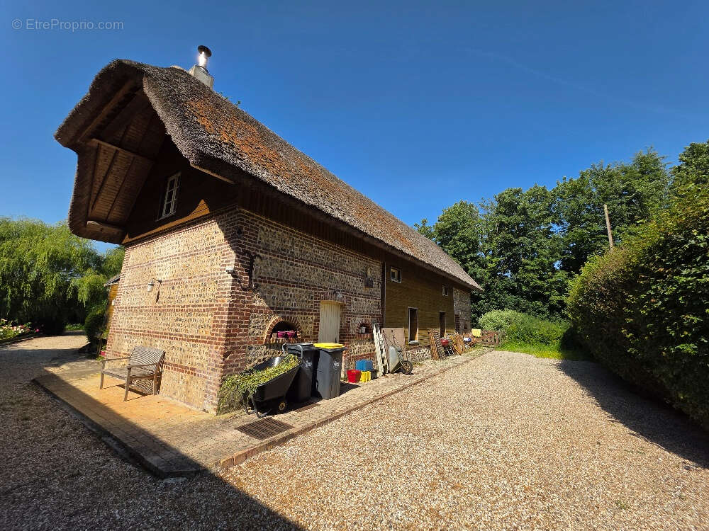 Propriété à vendre - Proche Étretat - 293 m² - 4 à 6 chambres - 1,4 hectare - Dépendance - photo 5