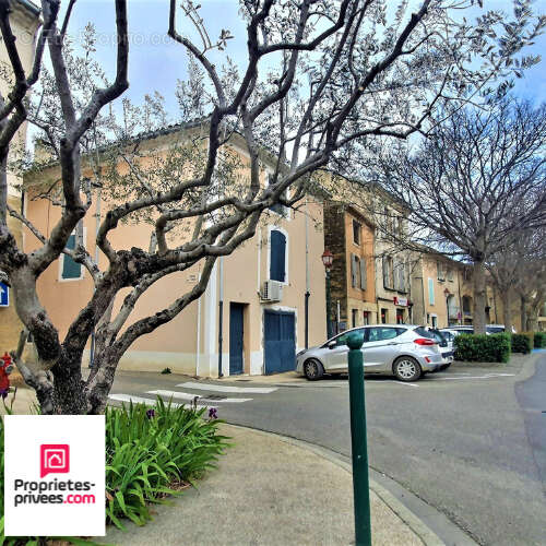Maison à SAINTE-CECILE-LES-VIGNES