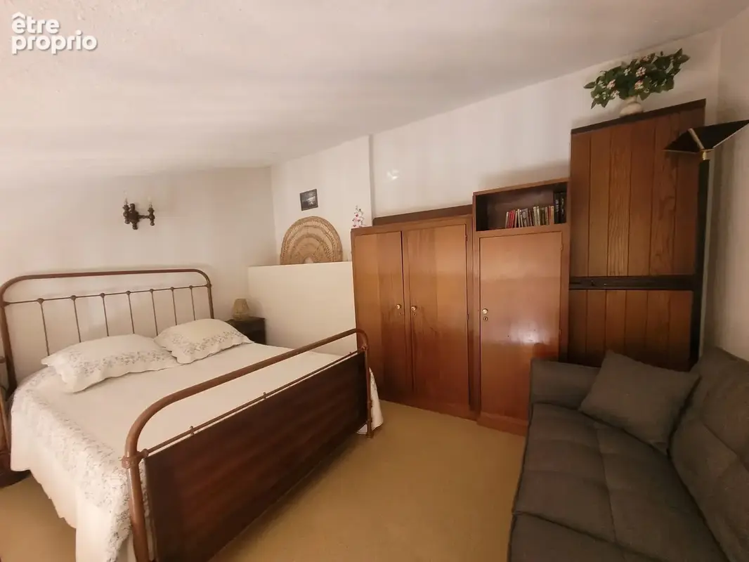 À découvrir sans tarder   Studio avec mezzanine et stationnement privé - photo 7
