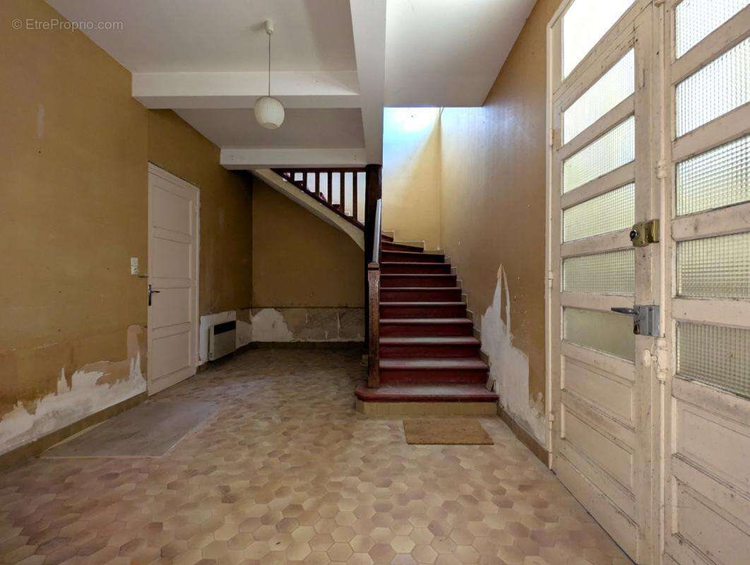 Maison 306 m² - 3 logements + 3 garages - Chassigny-sous-Dun (71) - photo 10
