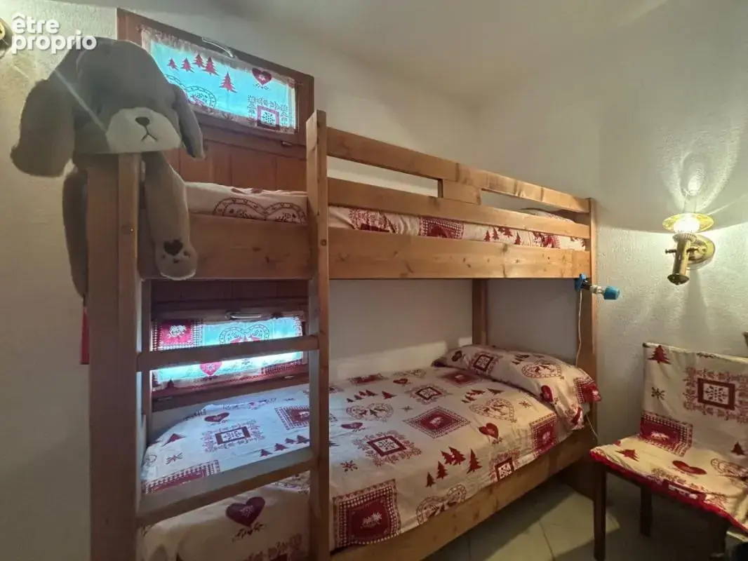 Briançon – T2 cabine 35 m² avec balcon, parking et cave – Tout à pied - photo 5