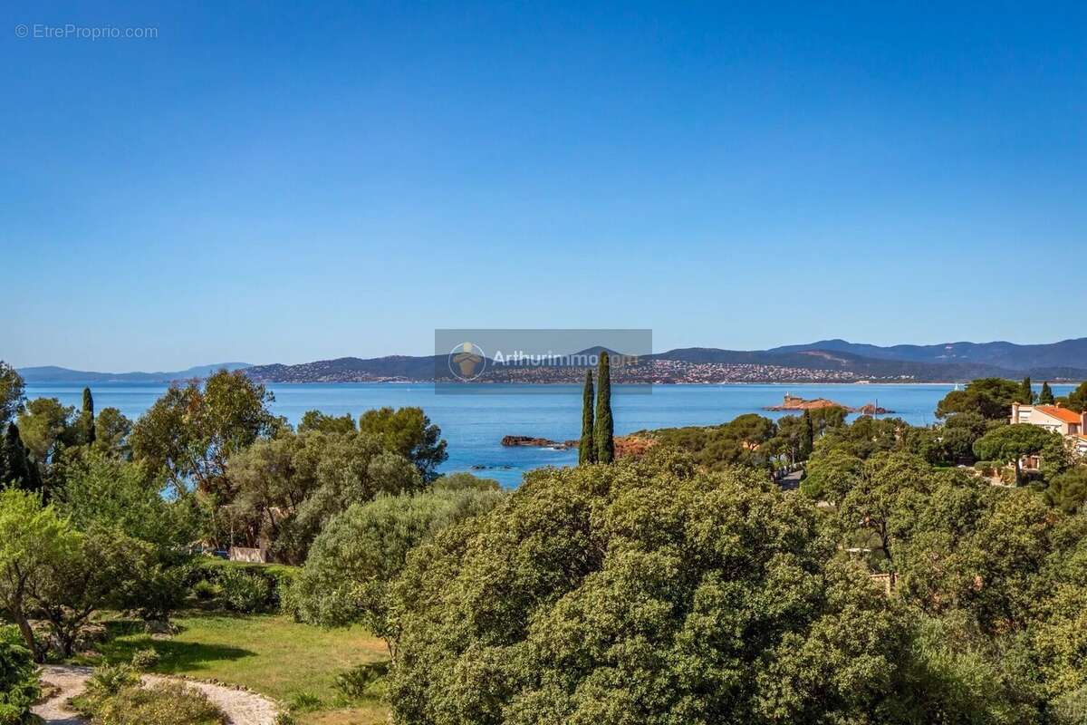 Appartement à SAINT-RAPHAEL