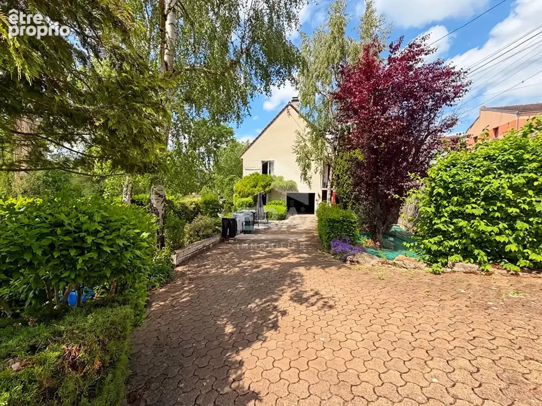 Maison Pringy 6 pièce(s) 135 m2 - photo 2