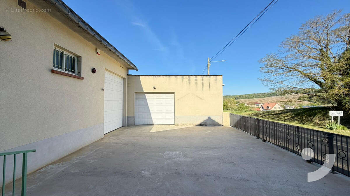 Maison à SAINT-MARTIN-D'ABLOIS