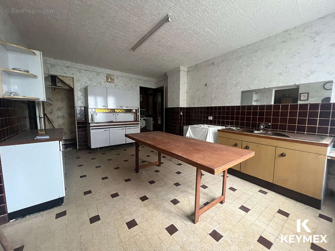 Maison à FREPILLON