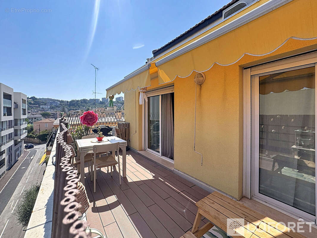 ROQUEBRUNE - CARNOLES Appartement  3P à deux pas de la mer - photo 5