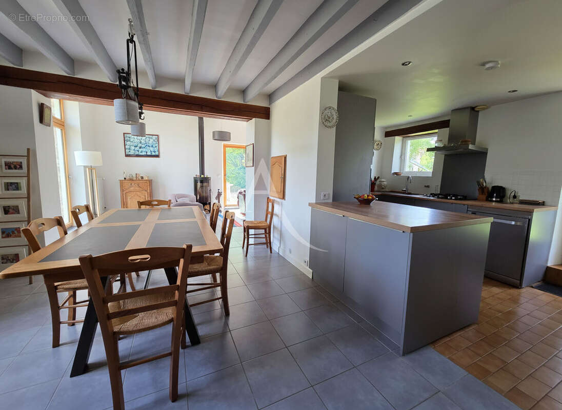 Maison à DOURDAN