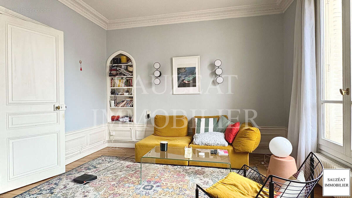 Appartement à MONTROUGE