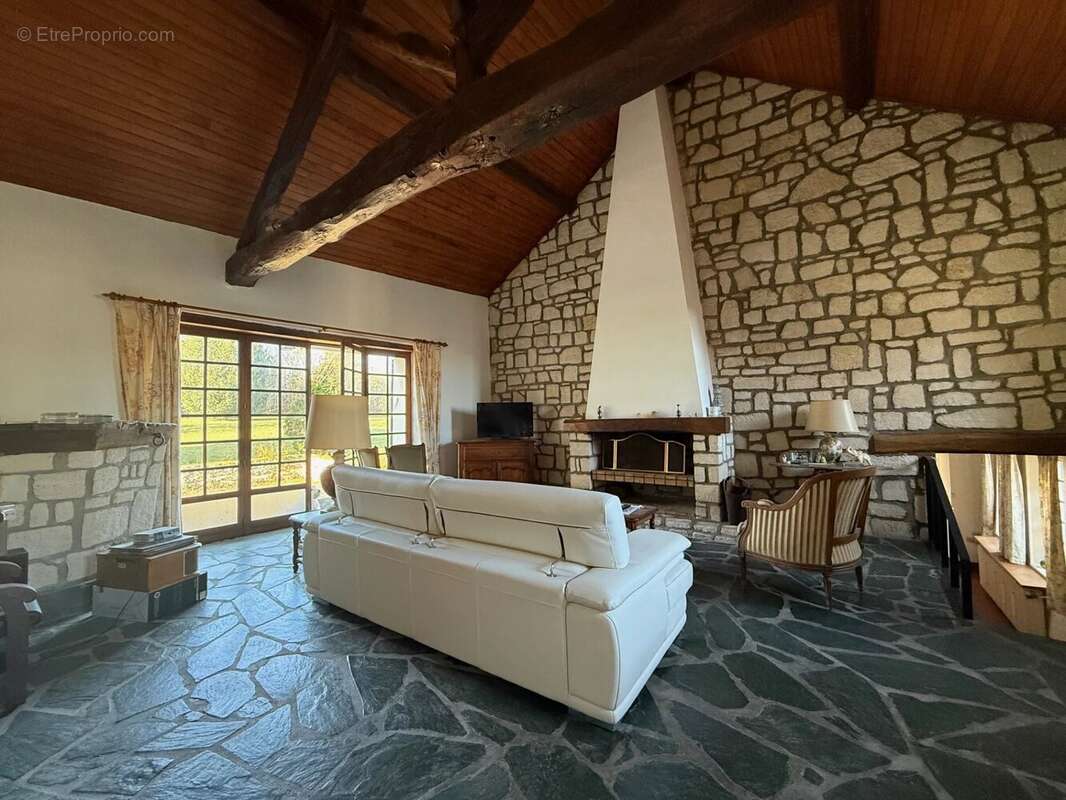 Maison à BOISSY-SOUS-SAINT-YON