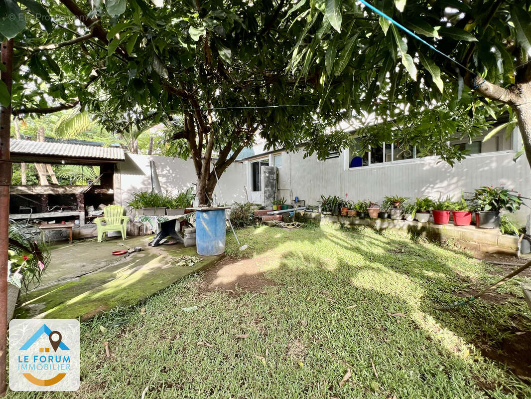 Tampon 97430 - ensemble immobilier - investissement - secteur agréable - proche commodités - photo 4