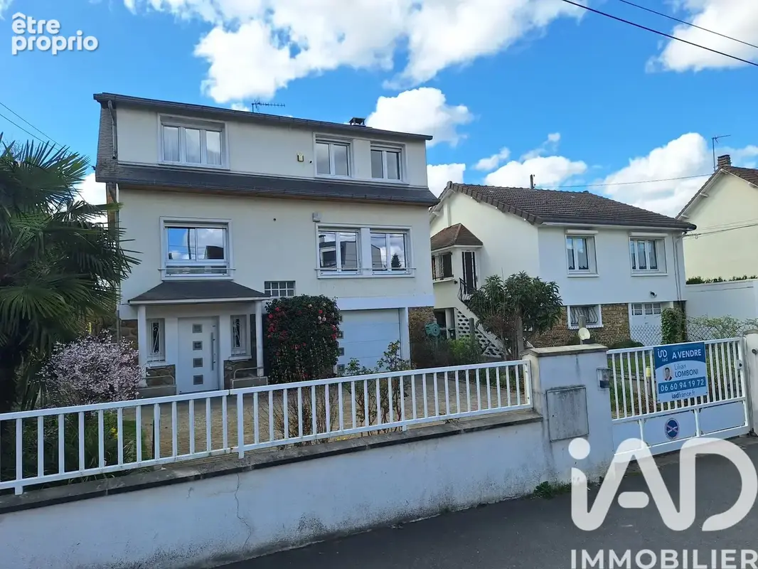 Photo 1 - Maison à SAINTE-GENEVIEVE-DES-BOIS