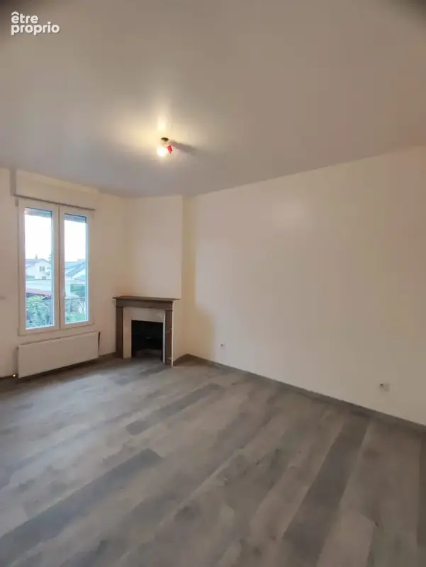 Aulnay Sud Boulevard de Strasbourg - Maison de 90m2 - 4 pièces - Sous-sol total - Jardin - Garage indépendant - photo 6