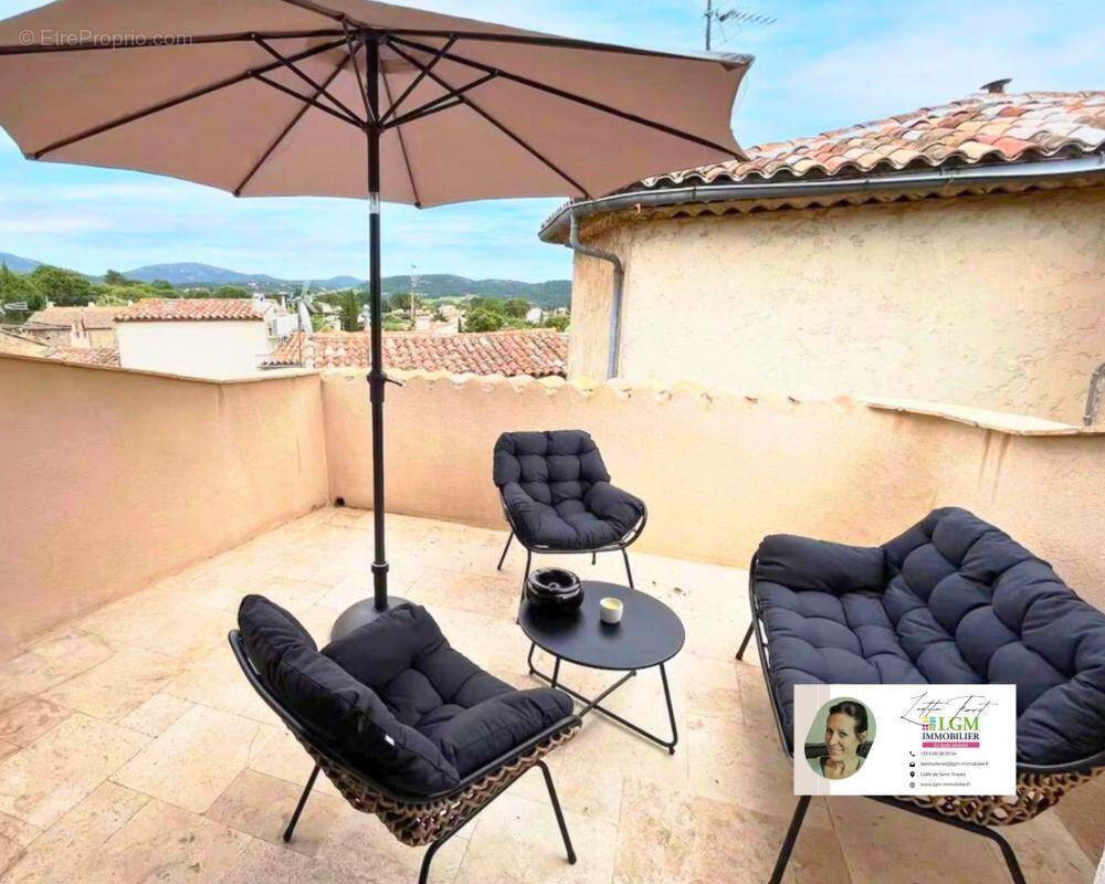 Maison à PLAN-DE-LA-TOUR