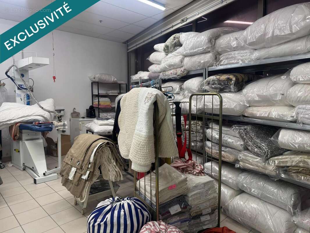 Photo 3 - Commerce à PONT-L&#039;EVEQUE