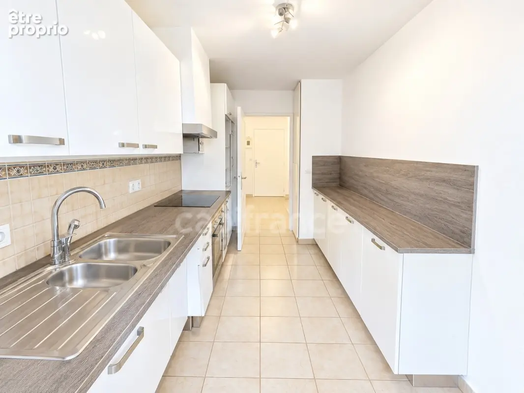 Appartement à vendre 3 pièces MANDELIEU LA NAPOULE (06) - photo 7