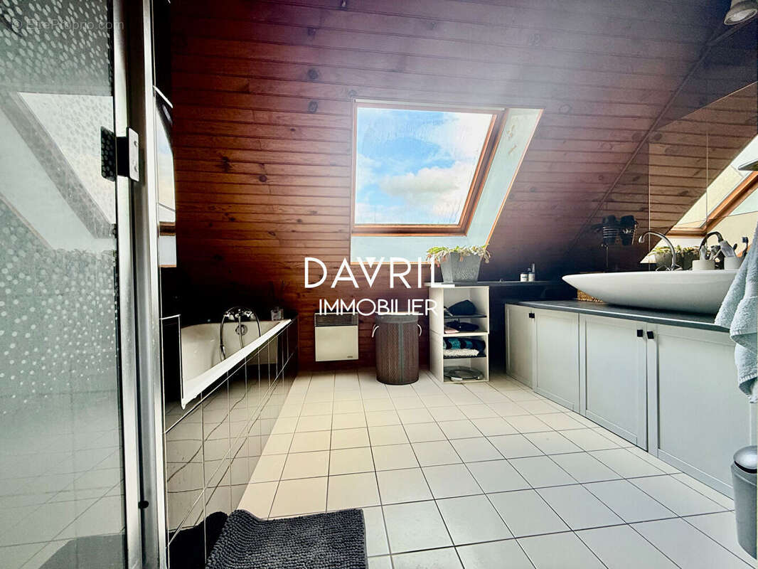 Maison à CONFLANS-SAINTE-HONORINE